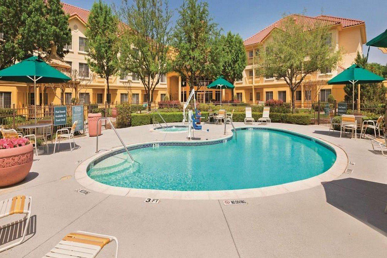 La Quinta By Wyndham Dallas Dfw Airport North Irving Exterior foto