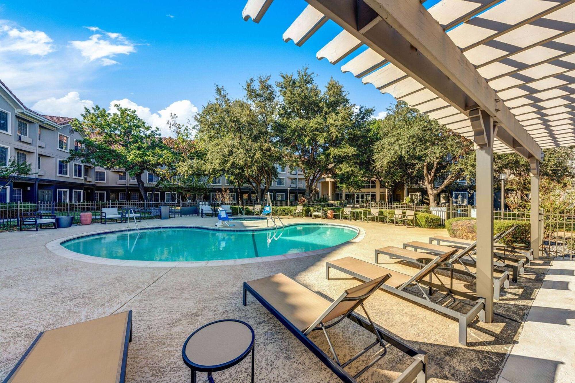 La Quinta By Wyndham Dallas Dfw Airport North Irving Exterior foto